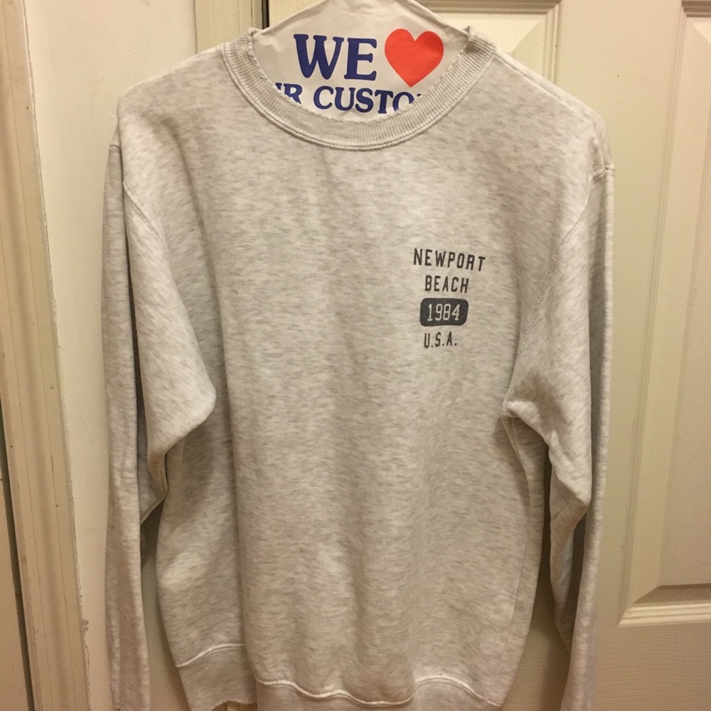 BRANDY MELVILLE SWEATER